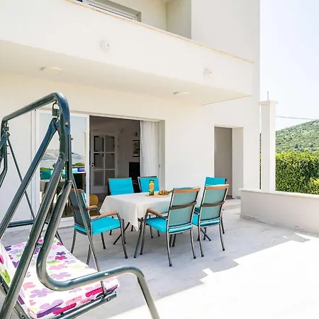 شقة Doma - Two Bedroom With Terrace تْسافتات