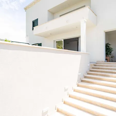 Doma - Two Bedroom With Terrace *