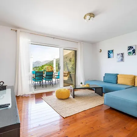Doma - Two Bedroom With Terrace